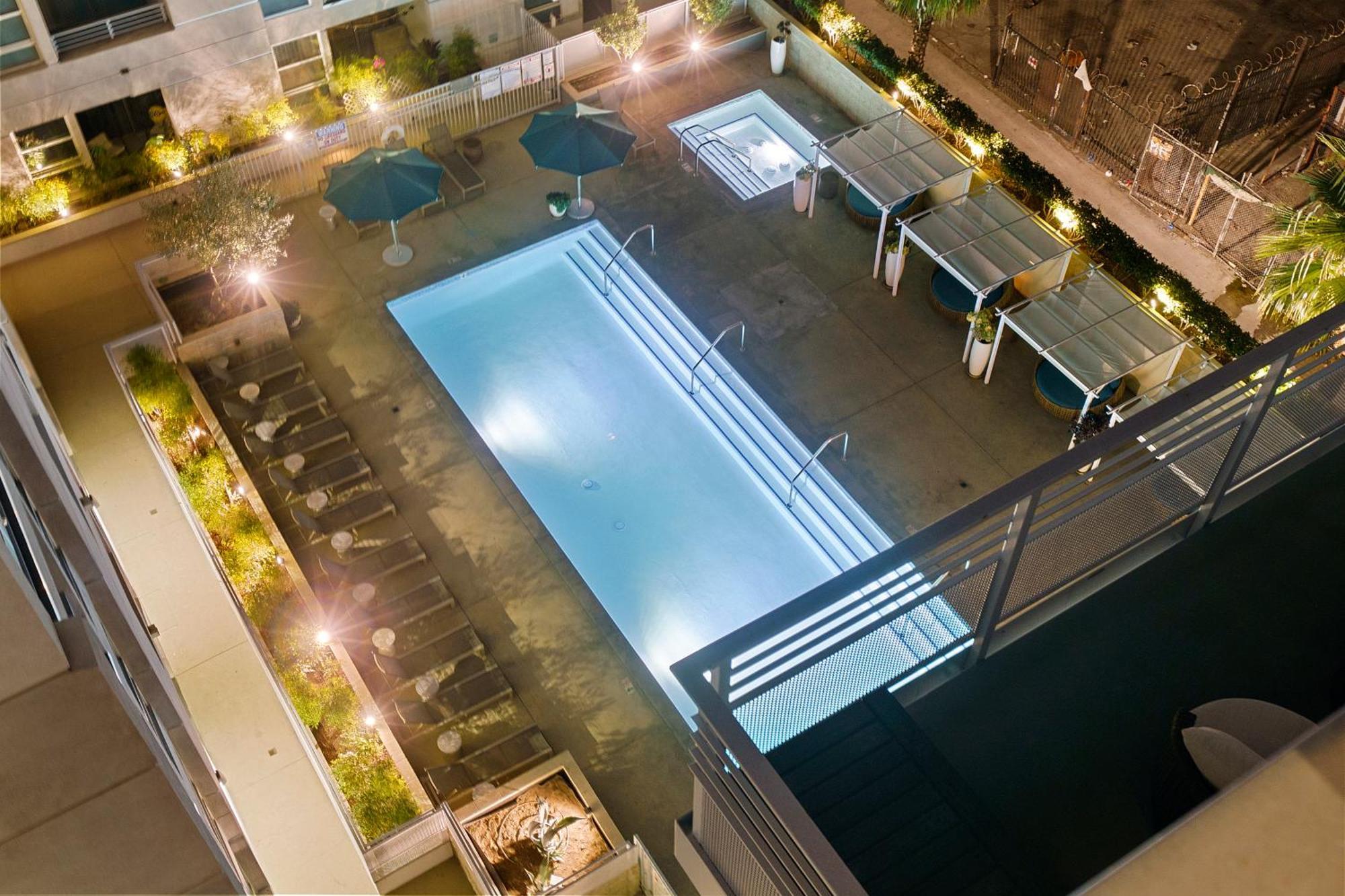 Апартаменти Dtla Escape Skyline Views With Luxury Amenities Лос-Анджелес Екстер'єр фото